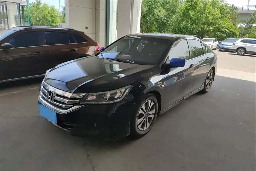 2014 Honda Accord 2.0L 155HP L4 CVT
