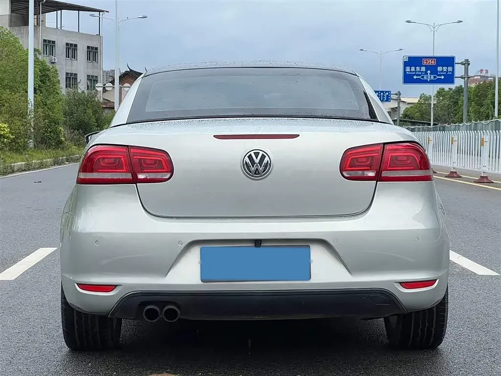2010 Volkswagen Eos 2.0T 200HP L4 6DCT,autocango,china used car exporter,china ev exporter,chinese used car exporter,chinese used ev exporter