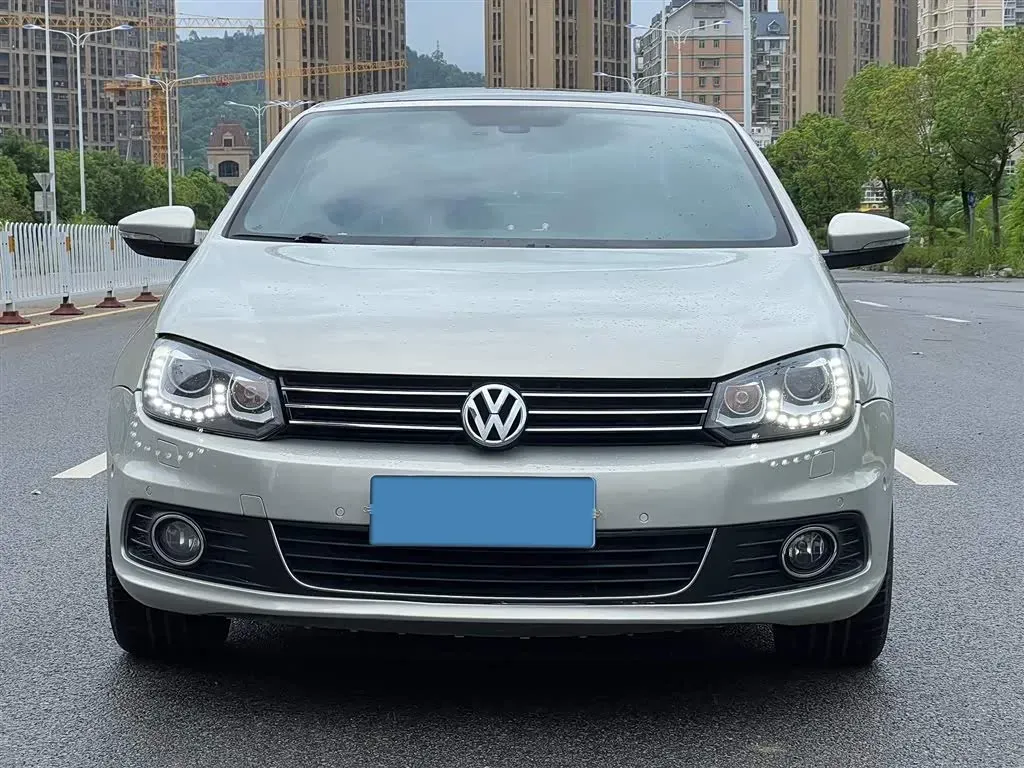 2010 Volkswagen Eos 2.0T 200HP L4 6DCT,autocango,china used car exporter,china ev exporter,chinese used car exporter,chinese used ev exporter
