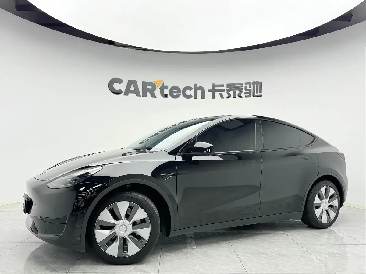 2022 Tesla Model Y BEV 60KWH