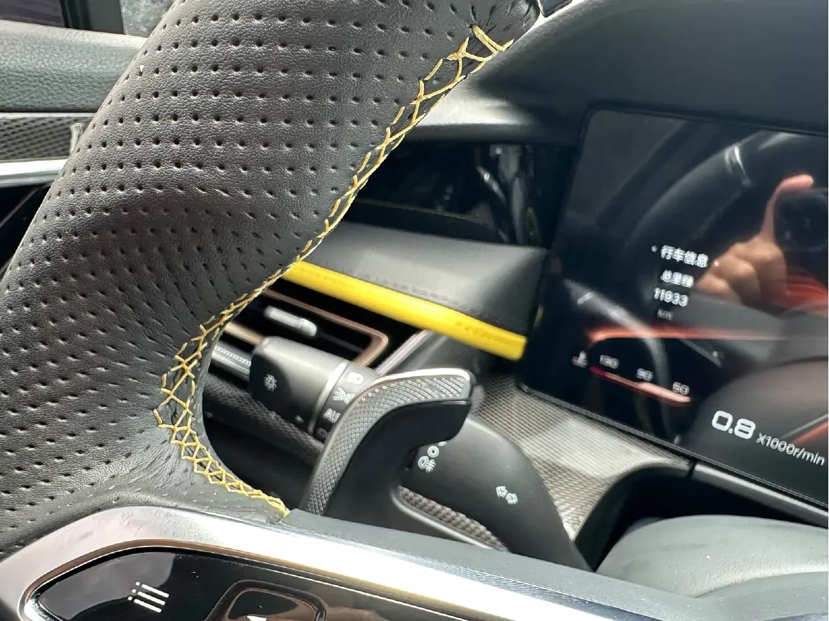 2023 HongQi H6 2.0T 252HP L4 8AT,autocango,china used car exporter,china ev exporter,chinese used car exporter,chinese used ev exporter