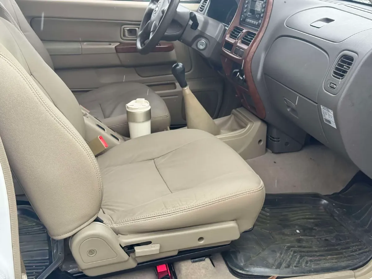 2013 Nissan D22 2.4L 150HP L4 5MT,autocango,china used car exporter,china ev exporter,chinese used car exporter,chinese used ev exporter