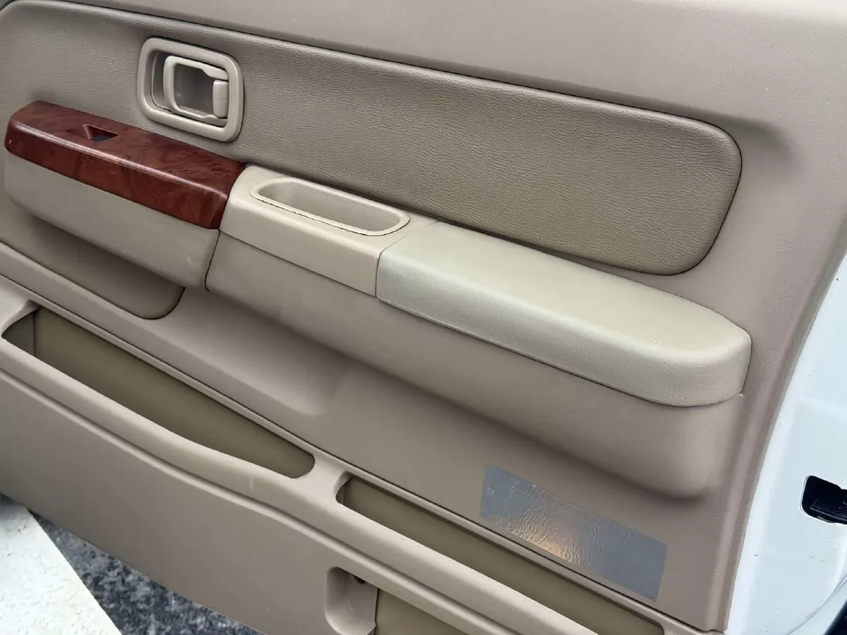 2013 Nissan D22 2.4L 150HP L4 5MT,autocango,china used car exporter,china ev exporter,chinese used car exporter,chinese used ev exporter