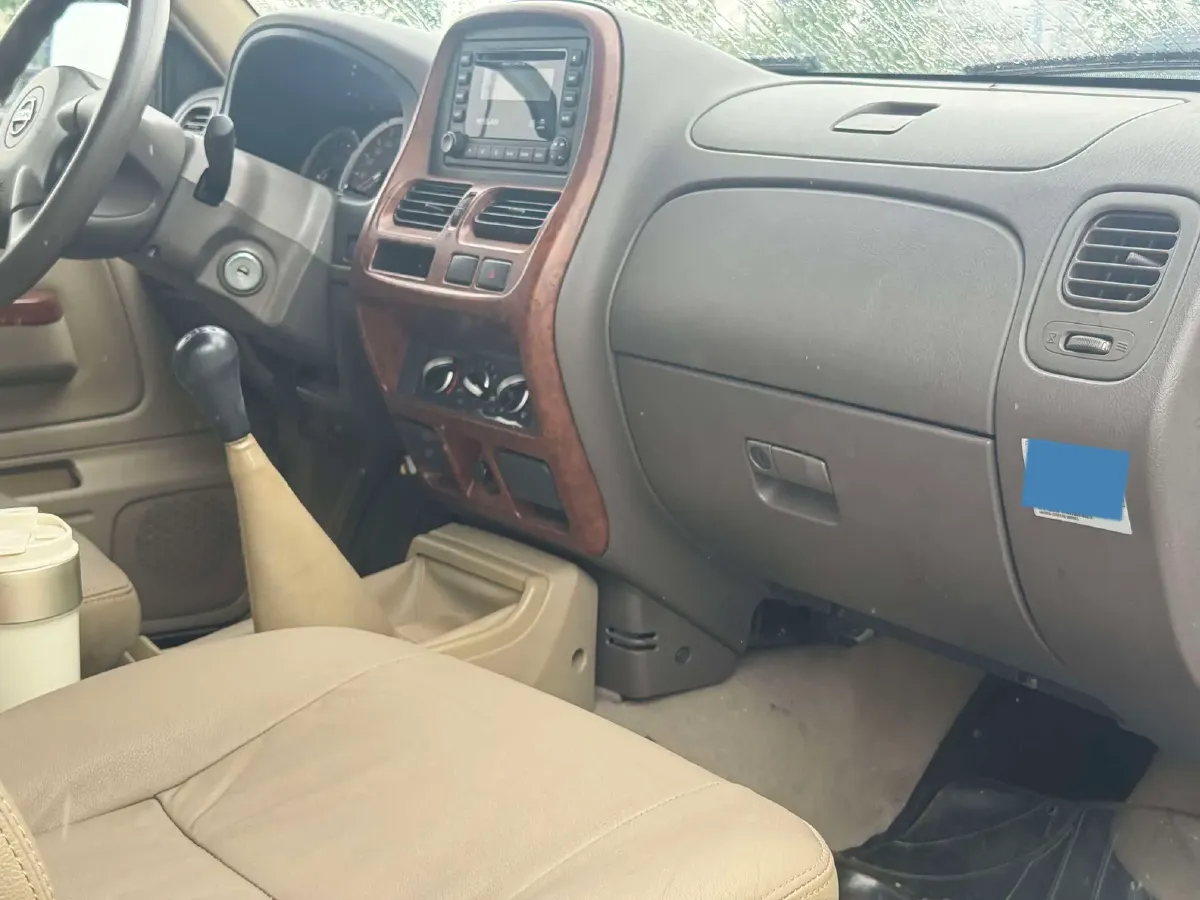 2013 Nissan D22 2.4L 150HP L4 5MT,autocango,china used car exporter,china ev exporter,chinese used car exporter,chinese used ev exporter