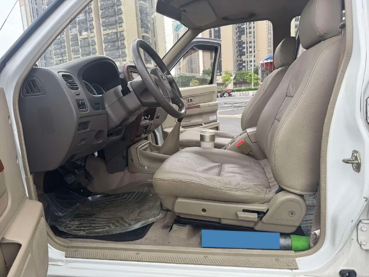 2013 Nissan D22 2.4L 150HP L4 5MT,autocango,china used car exporter,china ev exporter,chinese used car exporter,chinese used ev exporter