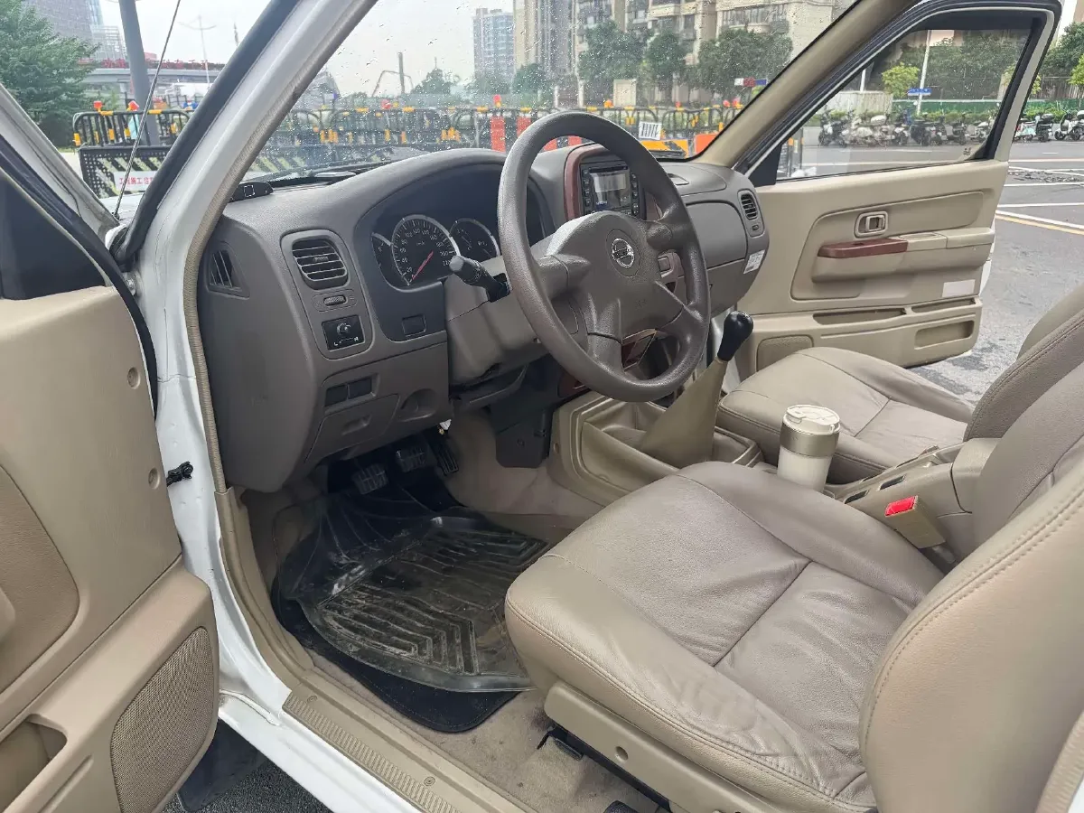 2013 Nissan D22 2.4L 150HP L4 5MT,autocango,china used car exporter,china ev exporter,chinese used car exporter,chinese used ev exporter