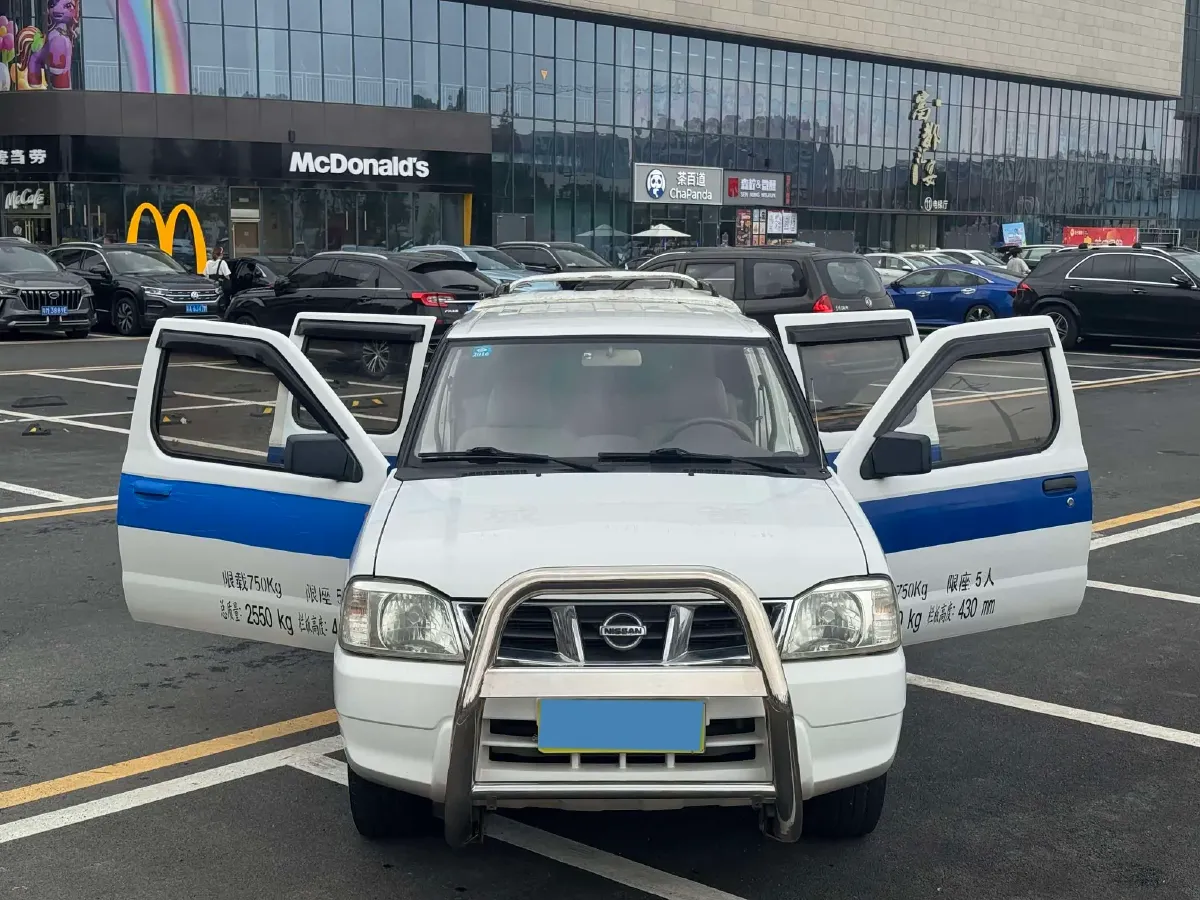 2013 Nissan D22 2.4L 150HP L4 5MT,autocango,china used car exporter,china ev exporter,chinese used car exporter,chinese used ev exporter