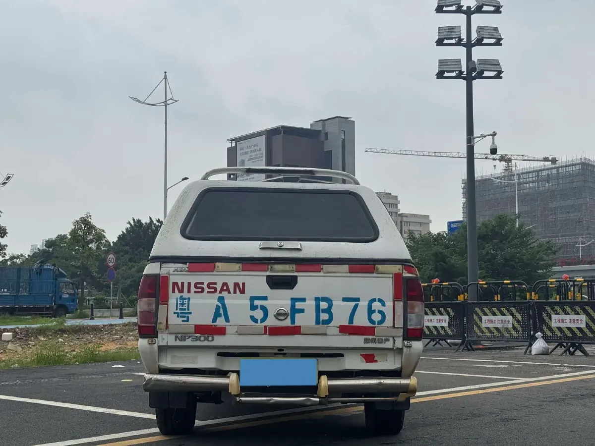 2013 Nissan D22 2.4L 150HP L4 5MT,autocango,china used car exporter,china ev exporter,chinese used car exporter,chinese used ev exporter