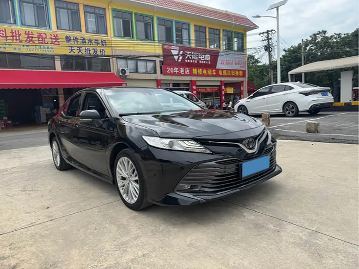 2018 Toyota Camry 2.0L 169HP L4 6AT