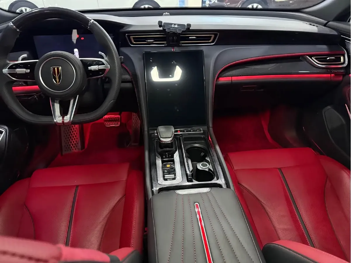 2023 HongQi H6 2.0T 252HP L4 8AT,autocango,china used car exporter,china ev exporter,chinese used car exporter,chinese used ev exporter