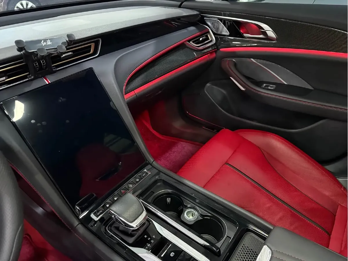 2023 HongQi H6 2.0T 252HP L4 8AT,autocango,china used car exporter,china ev exporter,chinese used car exporter,chinese used ev exporter