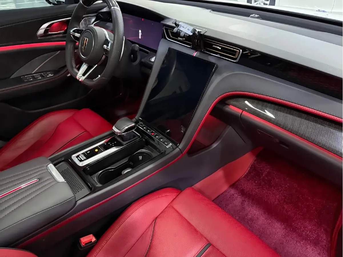 2023 HongQi H6 2.0T 252HP L4 8AT,autocango,china used car exporter,china ev exporter,chinese used car exporter,chinese used ev exporter