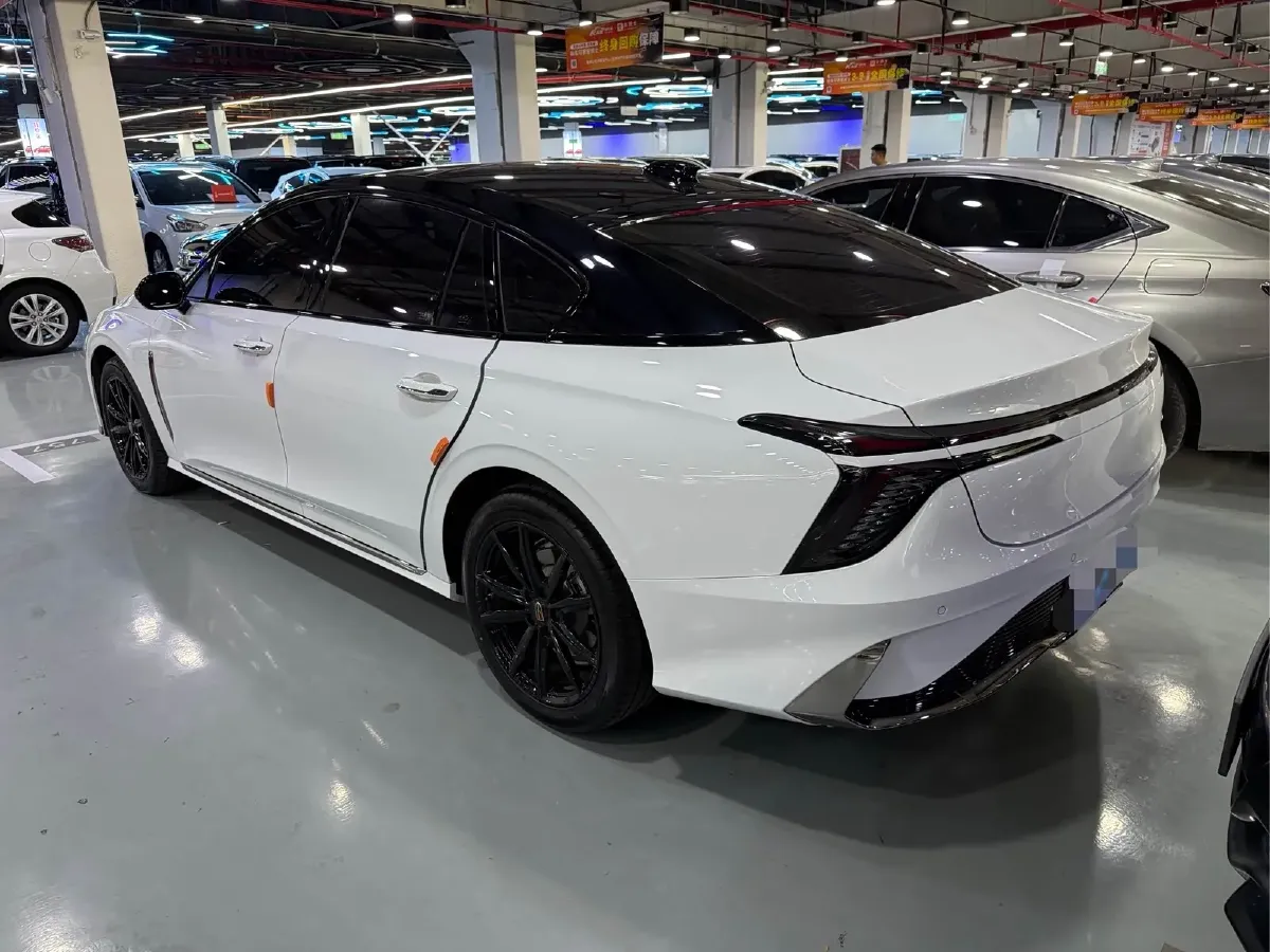 2023 HongQi H6 2.0T 252HP L4 8AT,autocango,china used car exporter,china ev exporter,chinese used car exporter,chinese used ev exporter