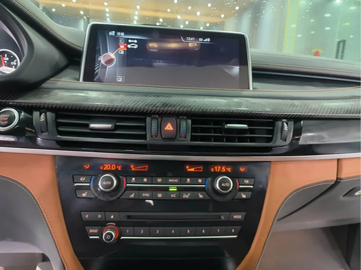 2015 BMW X6 M 4.4T 575HP V8 8AT,autocango,china used car exporter,china ev exporter,chinese used car exporter,chinese used ev exporter