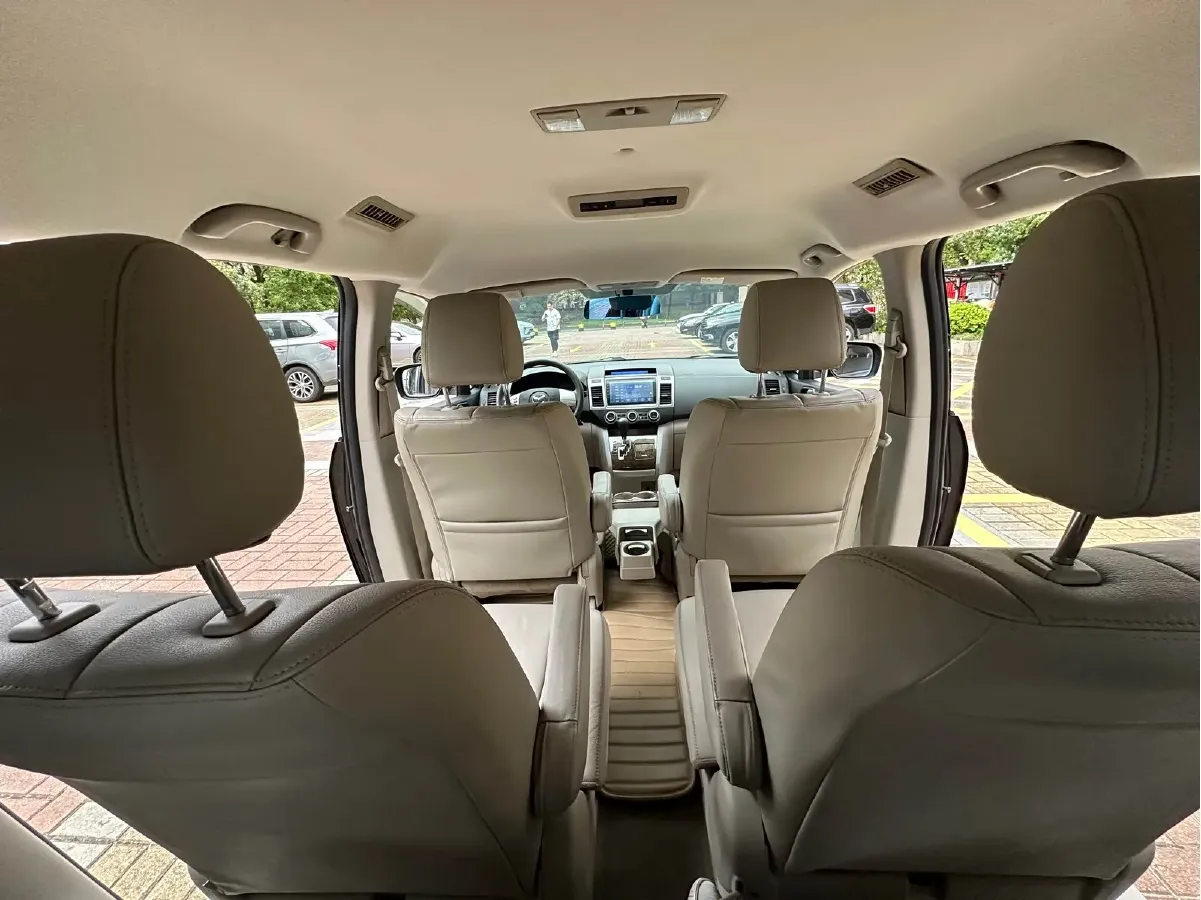 2015 Mazda 8 2.5L 163HP L4 5AT,autocango,china used car exporter,china ev exporter,chinese used car exporter,chinese used ev exporter