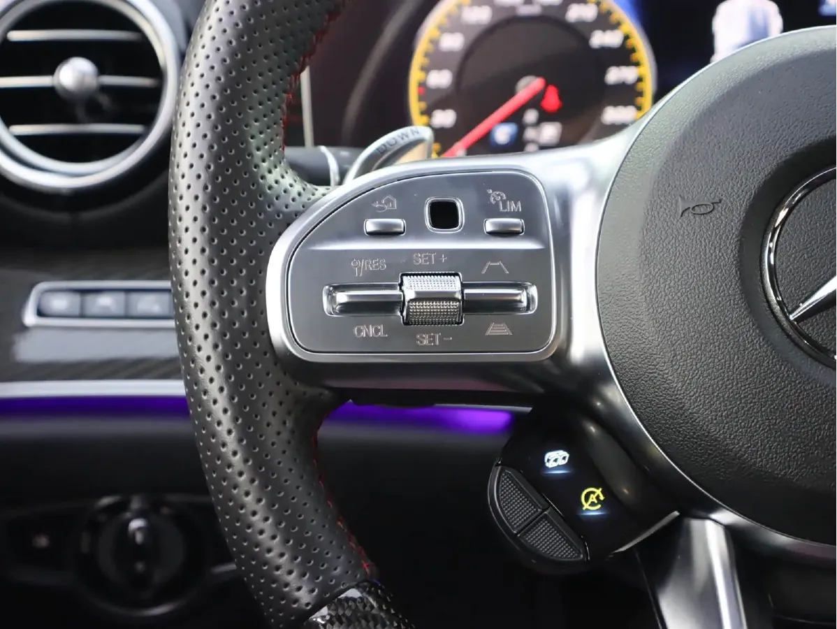 2019 Mercedes-Benz E AMG 4.0T 612HP V8 9AT,autocango,china used car exporter,china ev exporter,chinese used car exporter,chinese used ev exporter