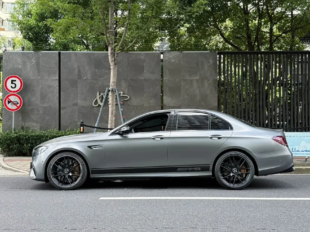 2019 Mercedes-Benz E AMG 4.0T 612HP V8 9AT,autocango,china used car exporter,china ev exporter,chinese used car exporter,chinese used ev exporter