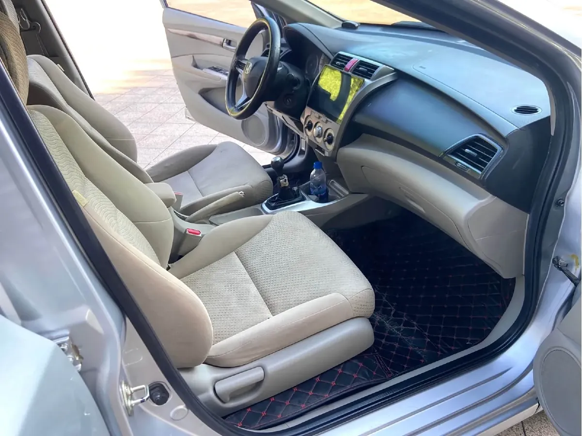 2008 Honda City Classic 1.5L 120HP L4 5MT,autocango,china used car exporter,china ev exporter,chinese used car exporter,chinese used ev exporter