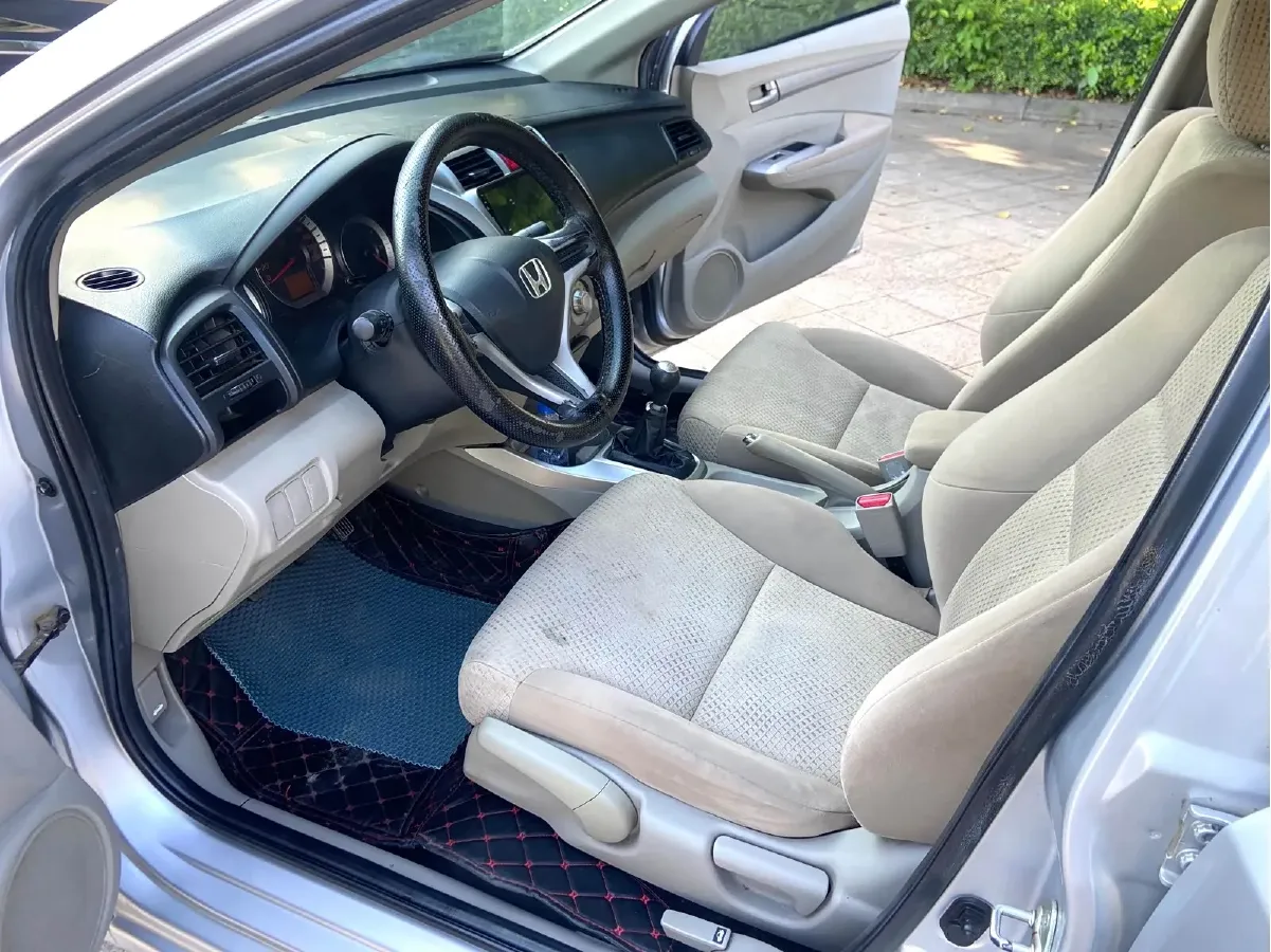 2008 Honda City Classic 1.5L 120HP L4 5MT,autocango,china used car exporter,china ev exporter,chinese used car exporter,chinese used ev exporter