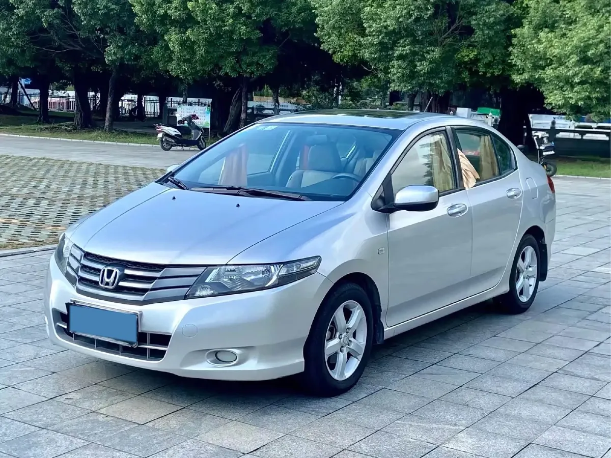 2008 Honda City Classic 1.5L 120HP L4 5MT,autocango,china used car exporter,china ev exporter,chinese used car exporter,chinese used ev exporter