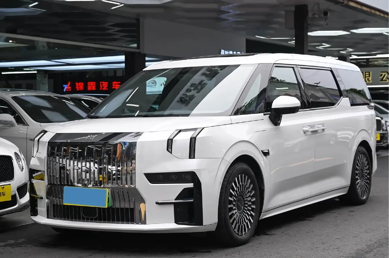 2022 Zeekr 009 BEV 116KWH