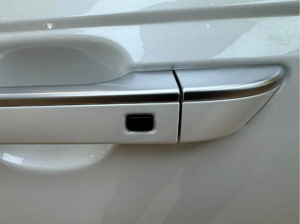 2021 Kia Carnival 2.0T 233HP L4 8AT,autocango,china used car exporter,china ev exporter,chinese used car exporter,chinese used ev exporter