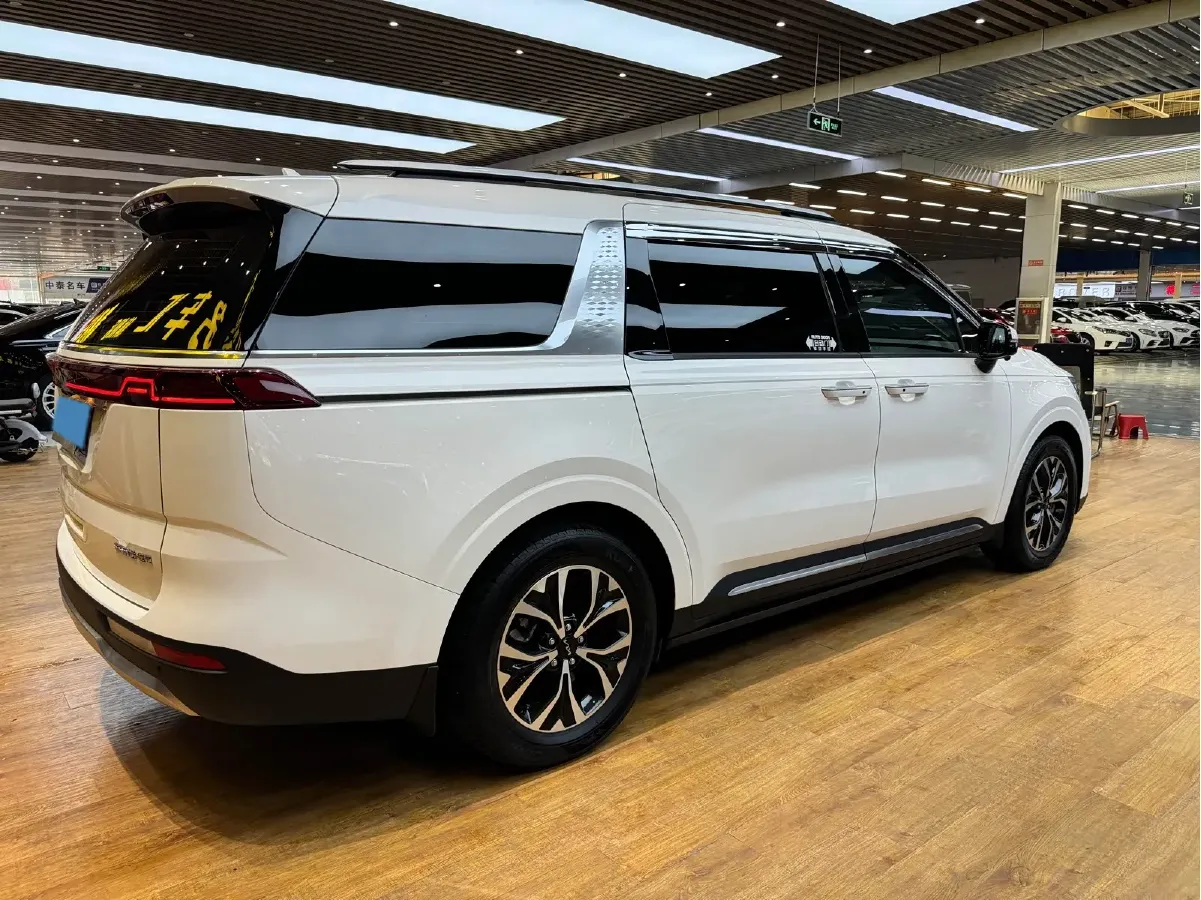 2021 Kia Carnival 2.0T 233HP L4 8AT,autocango,china used car exporter,china ev exporter,chinese used car exporter,chinese used ev exporter