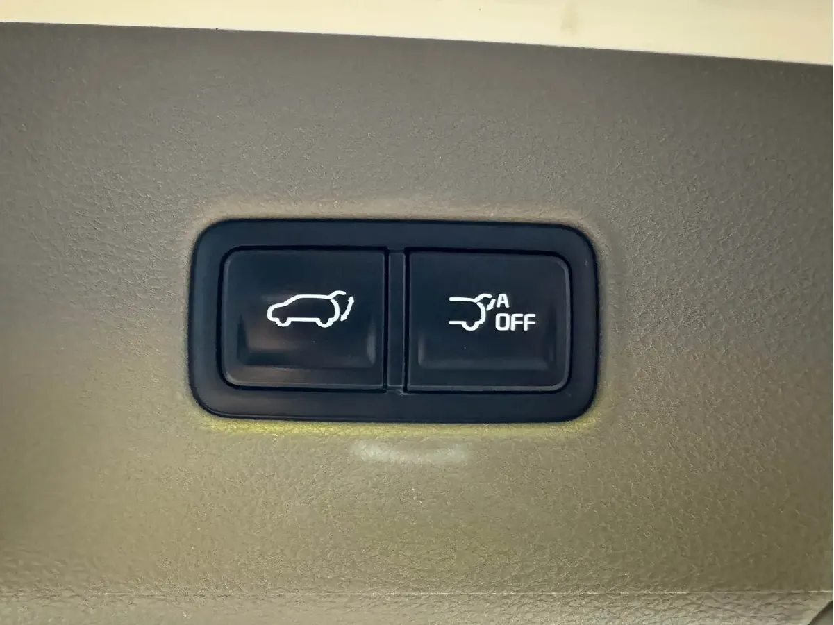 2021 Kia Carnival 2.0T 233HP L4 8AT,autocango,china used car exporter,china ev exporter,chinese used car exporter,chinese used ev exporter