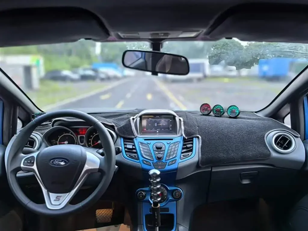 2011 Ford Fiesta 1.5L 103HP L4 4AT,autocango,china used car exporter,china ev exporter,chinese used car exporter,chinese used ev exporter