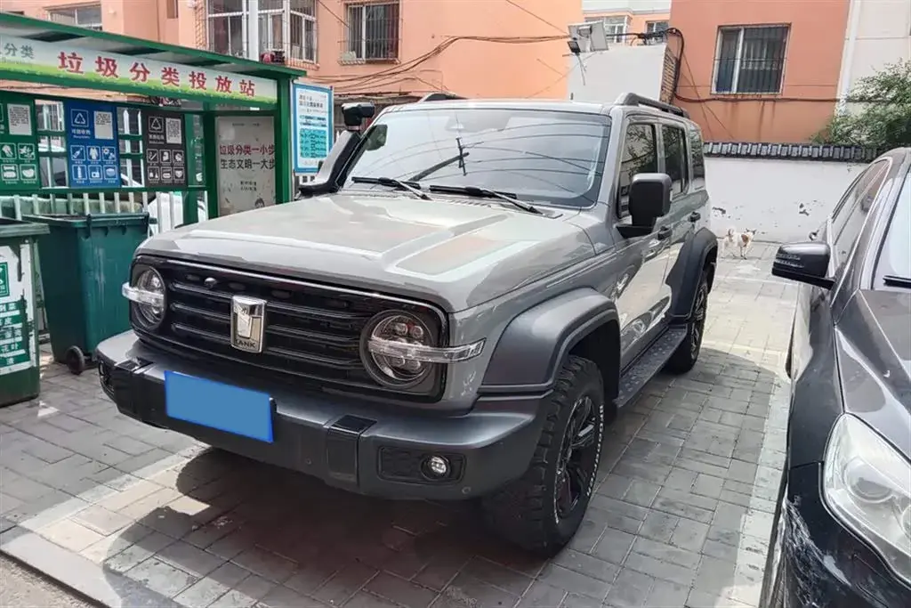 2021 Tank 300 2.0T 227HP L4 8AT