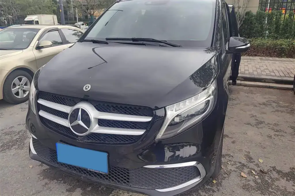 2021 Mercedes-Benz V Class 2.0T 211HP L4 9AT