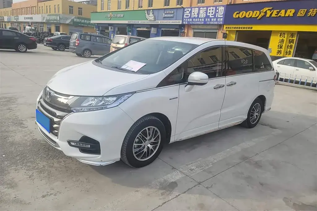 2019 Honda Odyssey 2.0L 146HP L4 E-CVT Hybrid