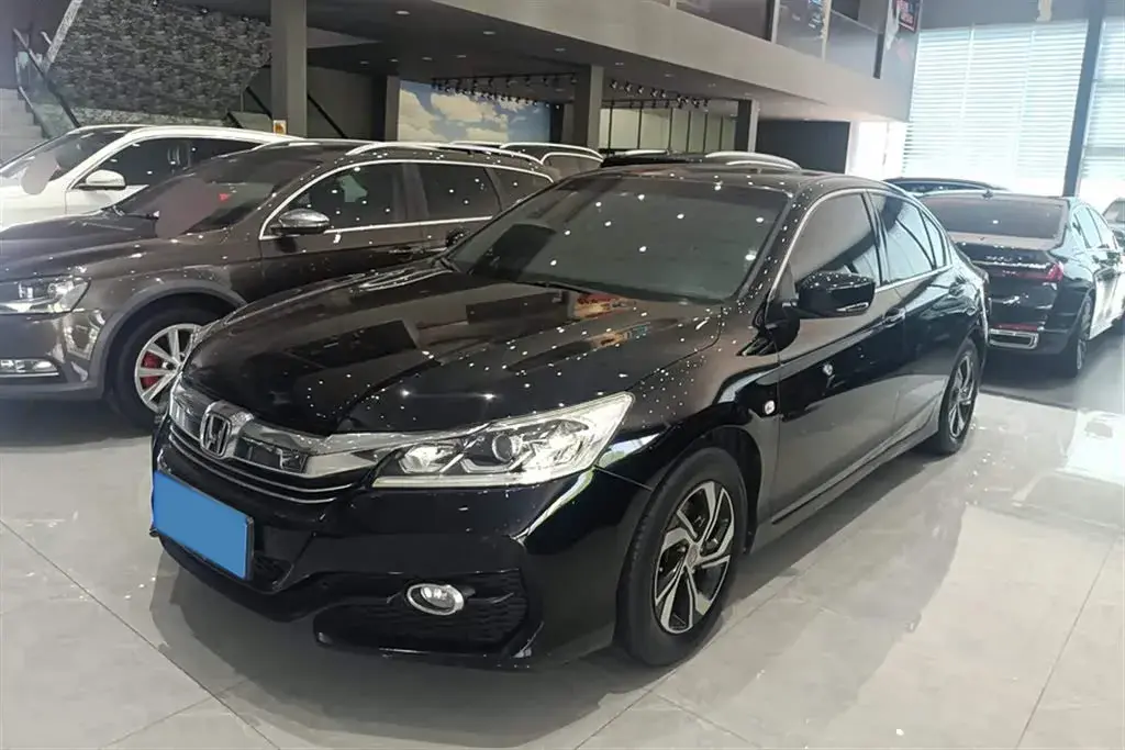2016 Honda Accord 2.0L 155HP L4 CVT