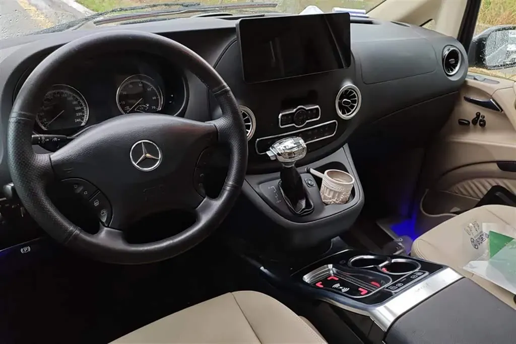 2010 Mercedes-Benz Viano 2.5L 190HP V6 5AT,autocango,china used car exporter,china ev exporter,chinese used car exporter,chinese used ev exporter