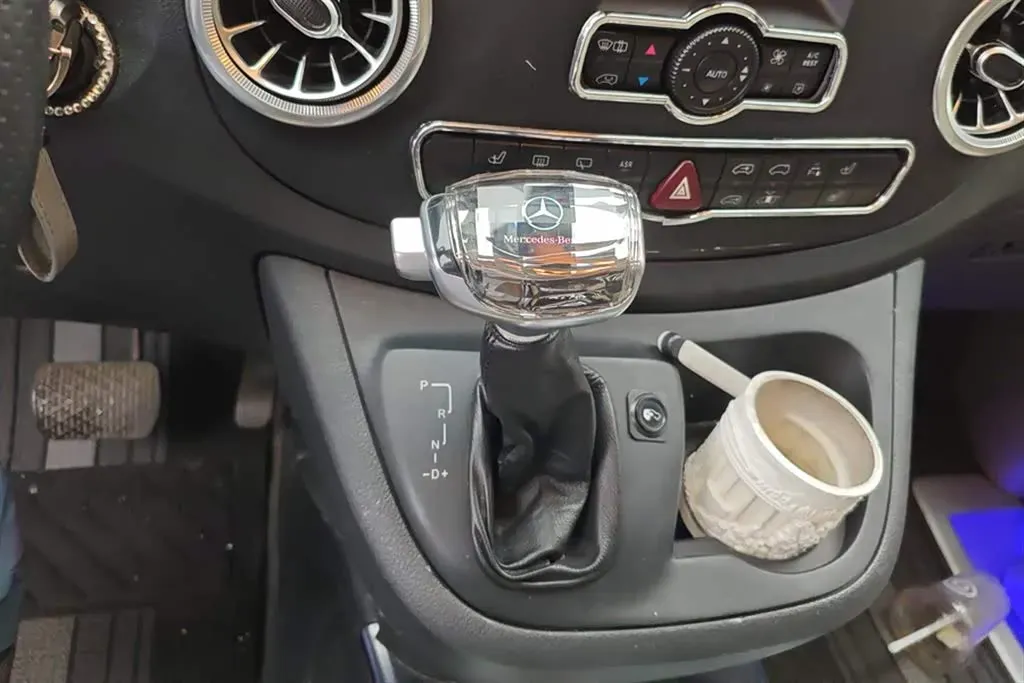 2010 Mercedes-Benz Viano 2.5L 190HP V6 5AT,autocango,china used car exporter,china ev exporter,chinese used car exporter,chinese used ev exporter