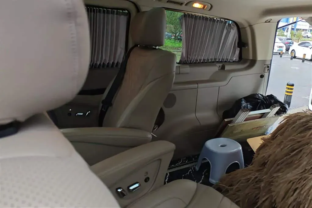 2010 Mercedes-Benz Viano 2.5L 190HP V6 5AT,autocango,china used car exporter,china ev exporter,chinese used car exporter,chinese used ev exporter