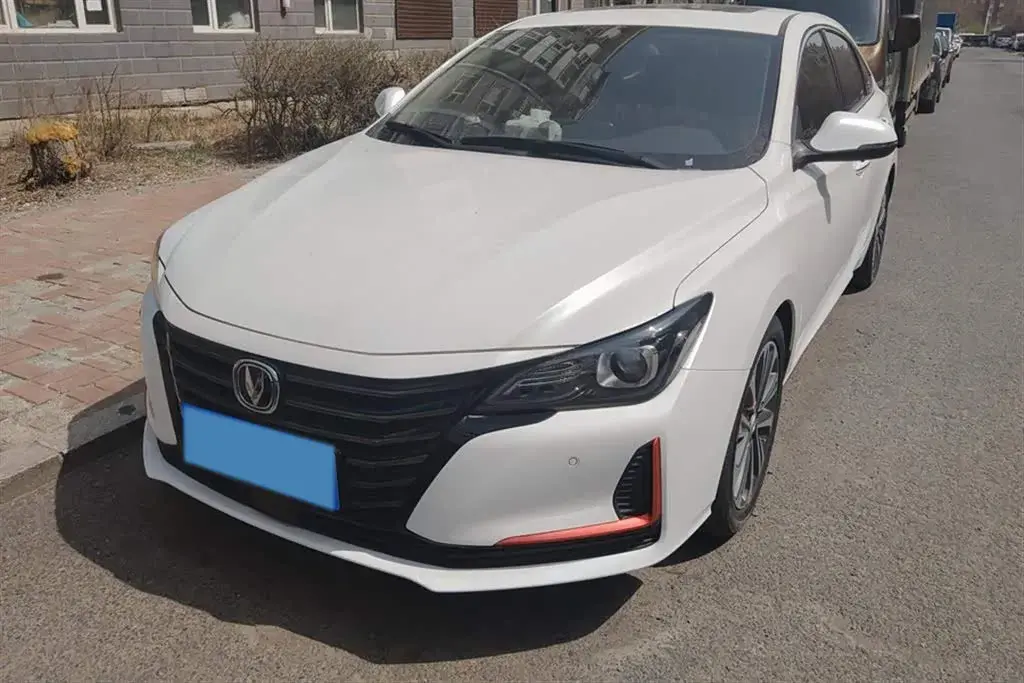 2021 ChangAn Raeton CC 1.5T 180HP L4 7DCT