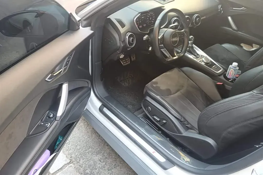 2015 Audi TT 2.0T 230HP L4 6DCT,autocango,china used car exporter,china ev exporter,chinese used car exporter,chinese used ev exporter