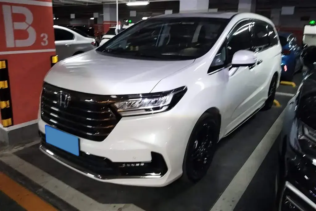 2022 Honda Odyssey 2.0L 146HP L4 E-CVT Hybrid