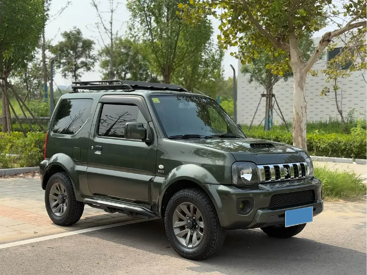 2015 Suzuki Jimny 1.3L 85HP L4 4AT,autocango,china used car exporter,china ev exporter,chinese used car exporter,chinese used ev exporter