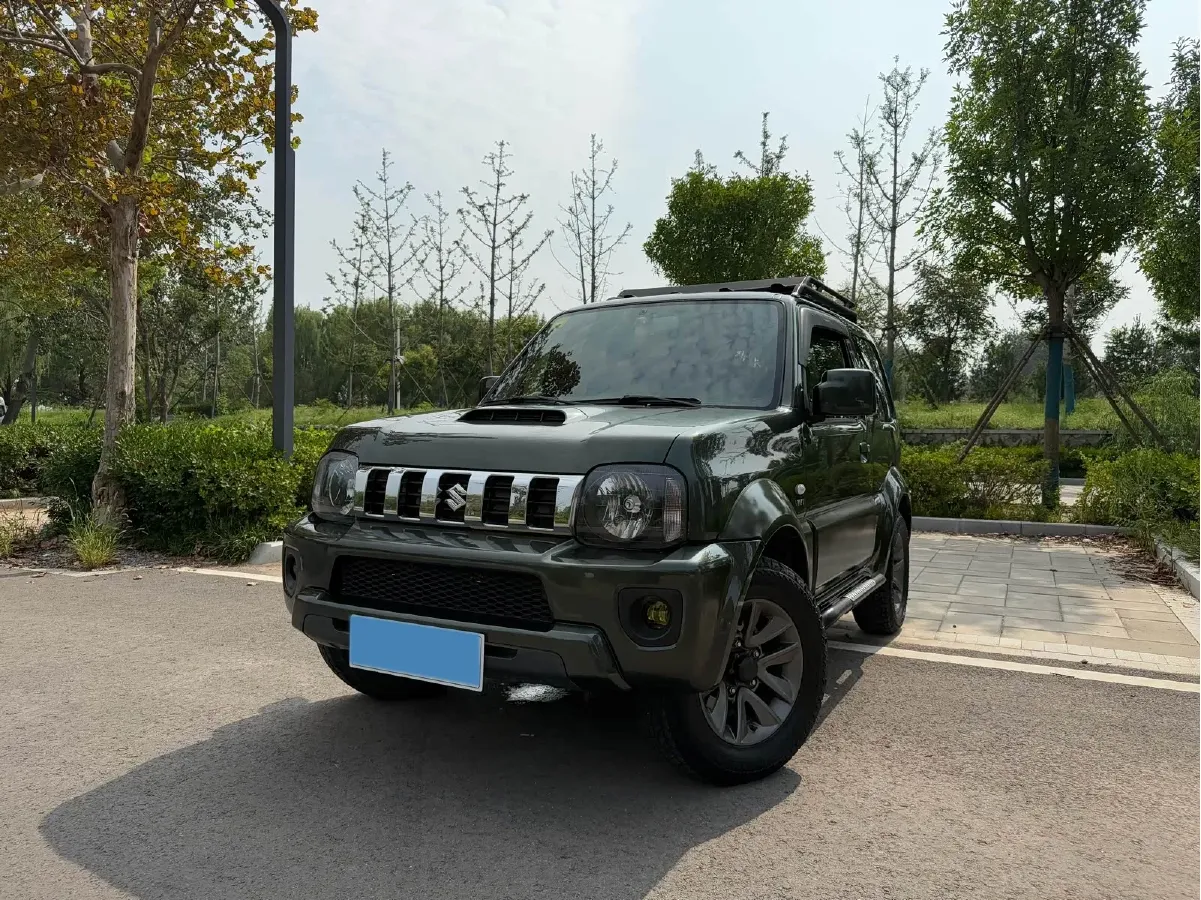 2015 Suzuki Jimny 1.3L 85HP L4 4AT,autocango,china used car exporter,china ev exporter,chinese used car exporter,chinese used ev exporter