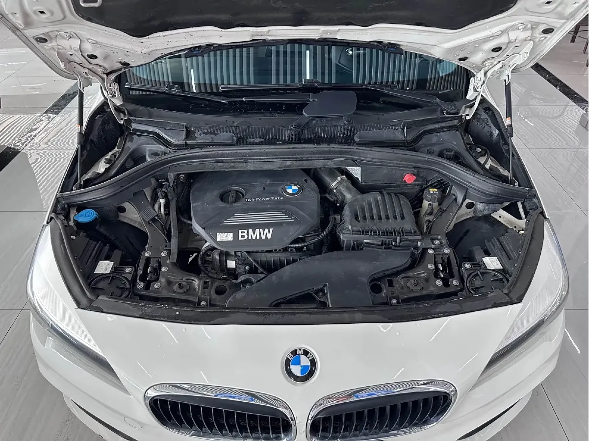 2015 BMW 2 Series Wagon 1.5T 136HP L3 6AT,autocango,china used car exporter,china ev exporter,chinese used car exporter,chinese used ev exporter