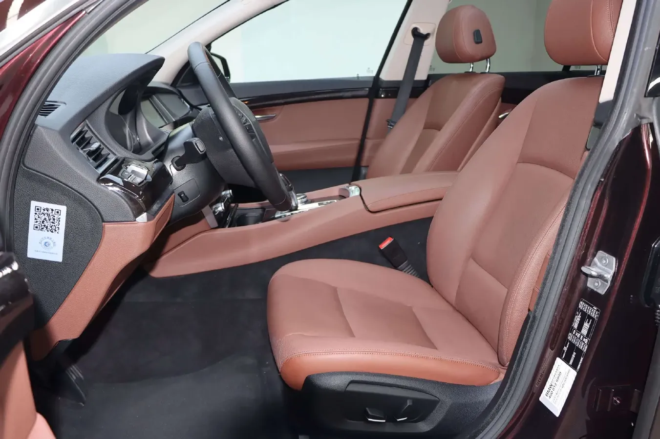 2014 BMW 5 Series GT 2.0T 245HP L4 8AT,autocango,china used car exporter,china ev exporter,chinese used car exporter,chinese used ev exporter