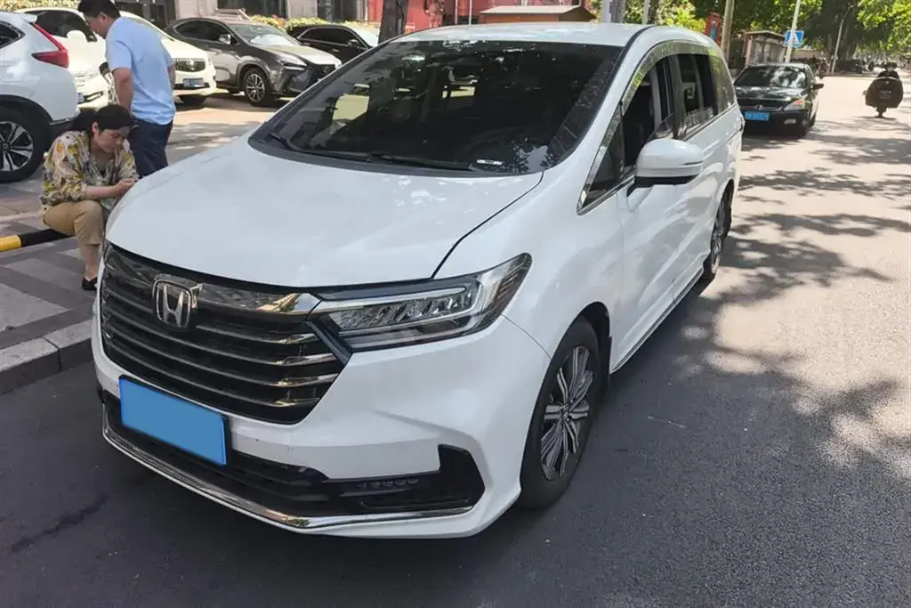 2024 Honda Odyssey 2.0L 146HP L4 E-CVT Hybrid