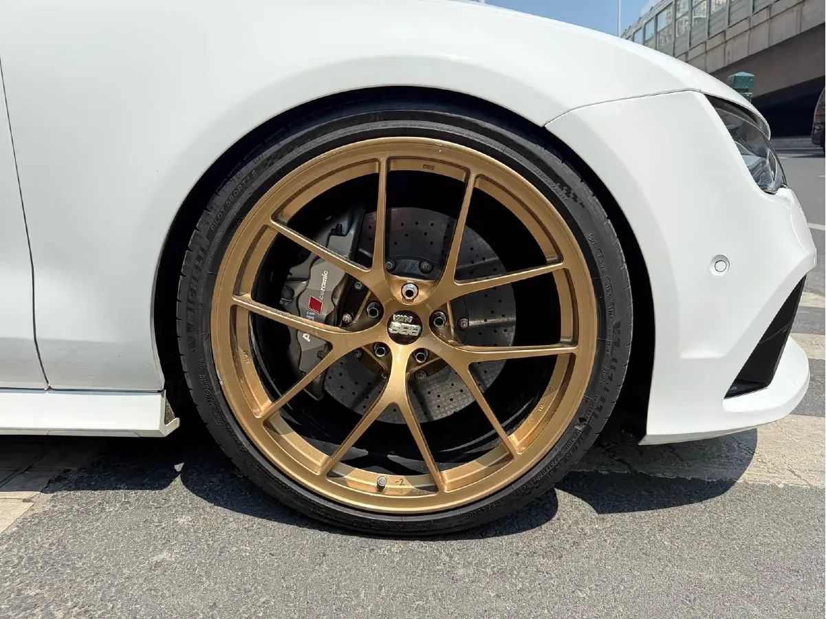 2014 Audi RS 7 4.0T 560HP V8 8AT,autocango,china used car exporter,china ev exporter,chinese used car exporter,chinese used ev exporter