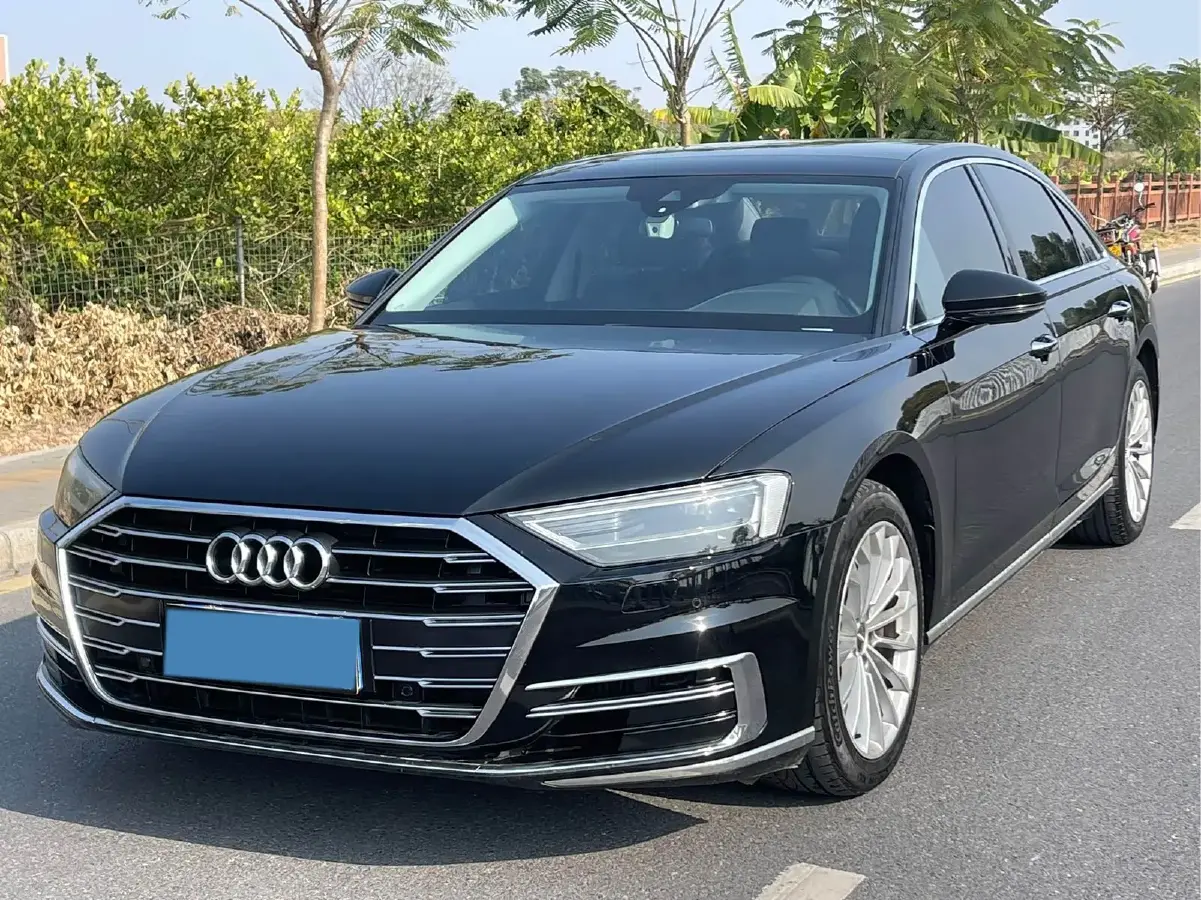 2018 Audi A8 3.0T 340HP V6 8AT
