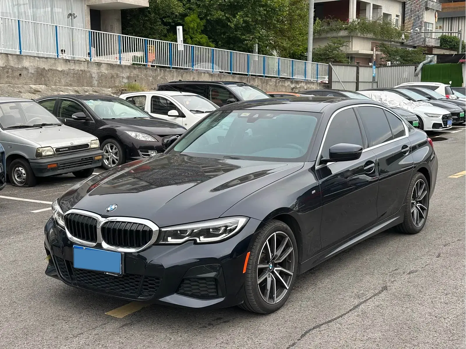2020 BMW 3 view 1