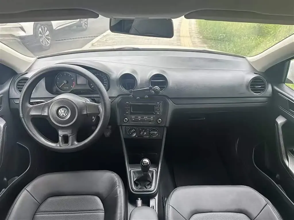 2013 Volkswagen Jetta 1.6L 110HP L4 5MT,autocango,china used car exporter,china ev exporter,chinese used car exporter,chinese used ev exporter