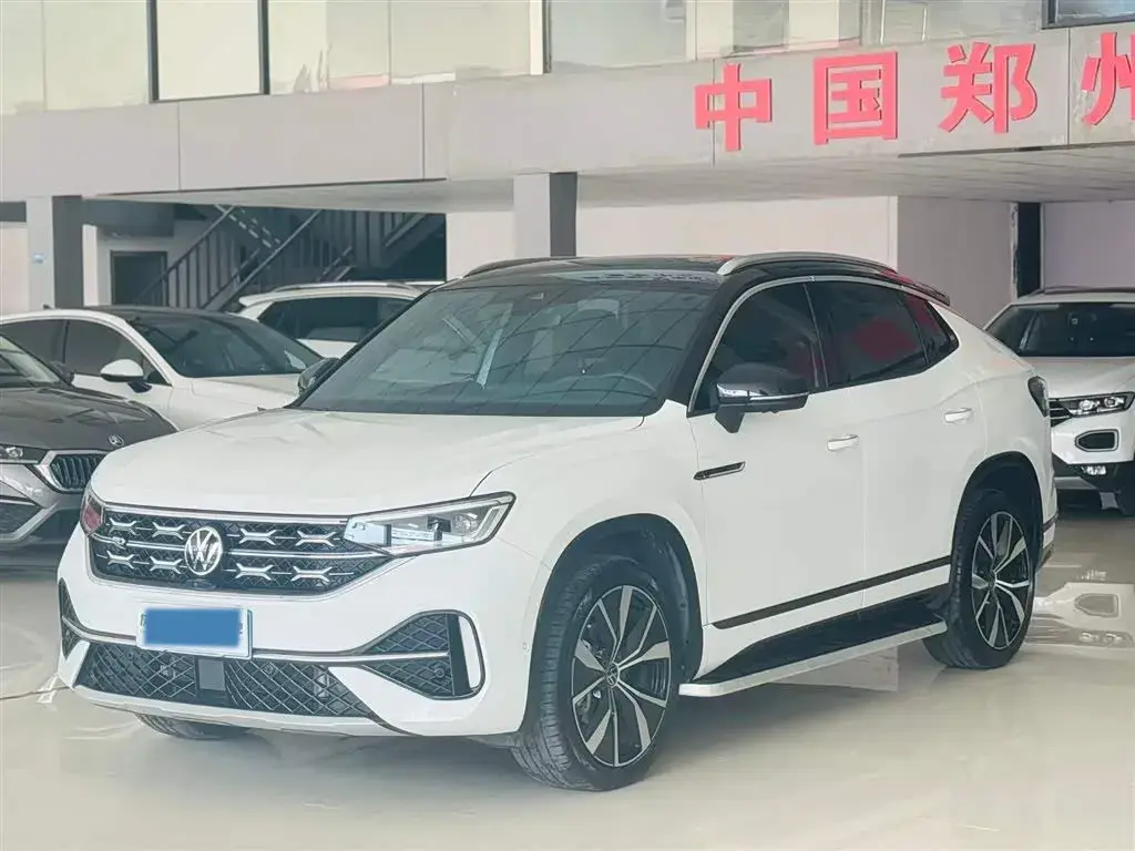 2023 Volkswagen Tayron X 2.0T 220HP L4 7DCT