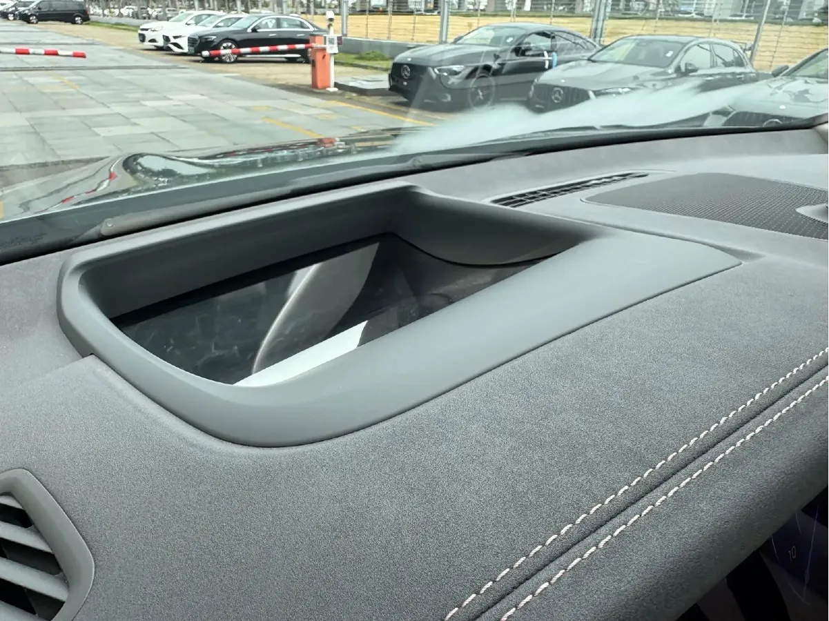 2023 Mercedes-Benz EQS SUV BEV 111.8KWH,autocango,china used car exporter,china ev exporter,chinese used car exporter,chinese used ev exporter